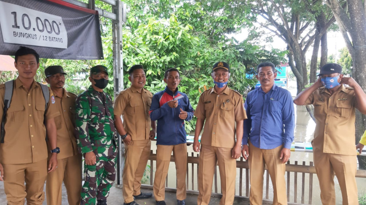 Meninjau Lokasi Dampak Banjir